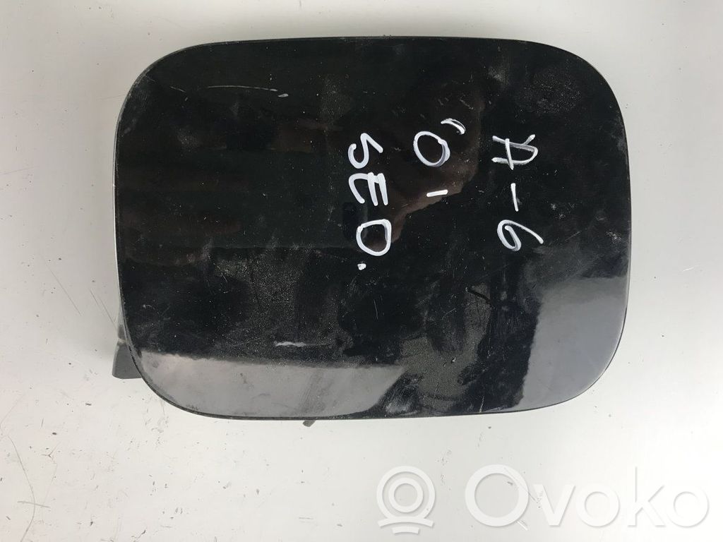 Audi A6 S6 C5 4B Fuel tank cap 