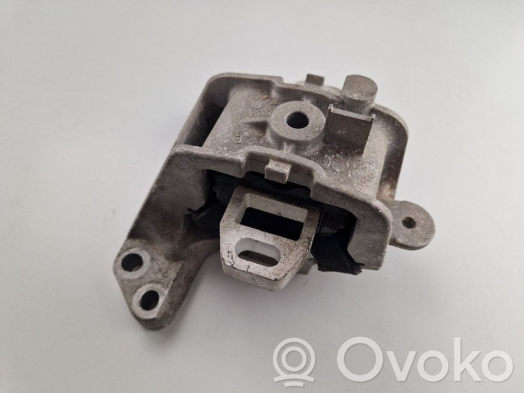 Citroen C5 Engine mount bracket 