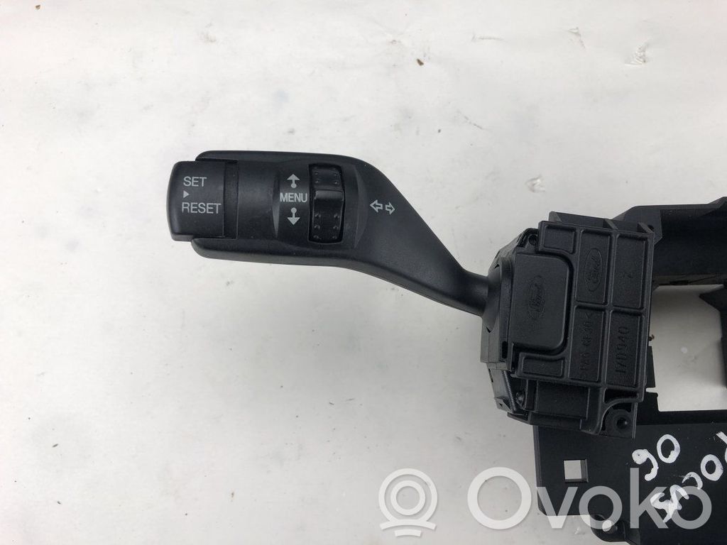 Ford Focus Commodo, commande essuie-glace/phare 