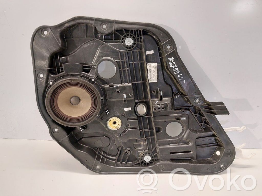 KIA Ceed Rear window lifting mechanism without motor 