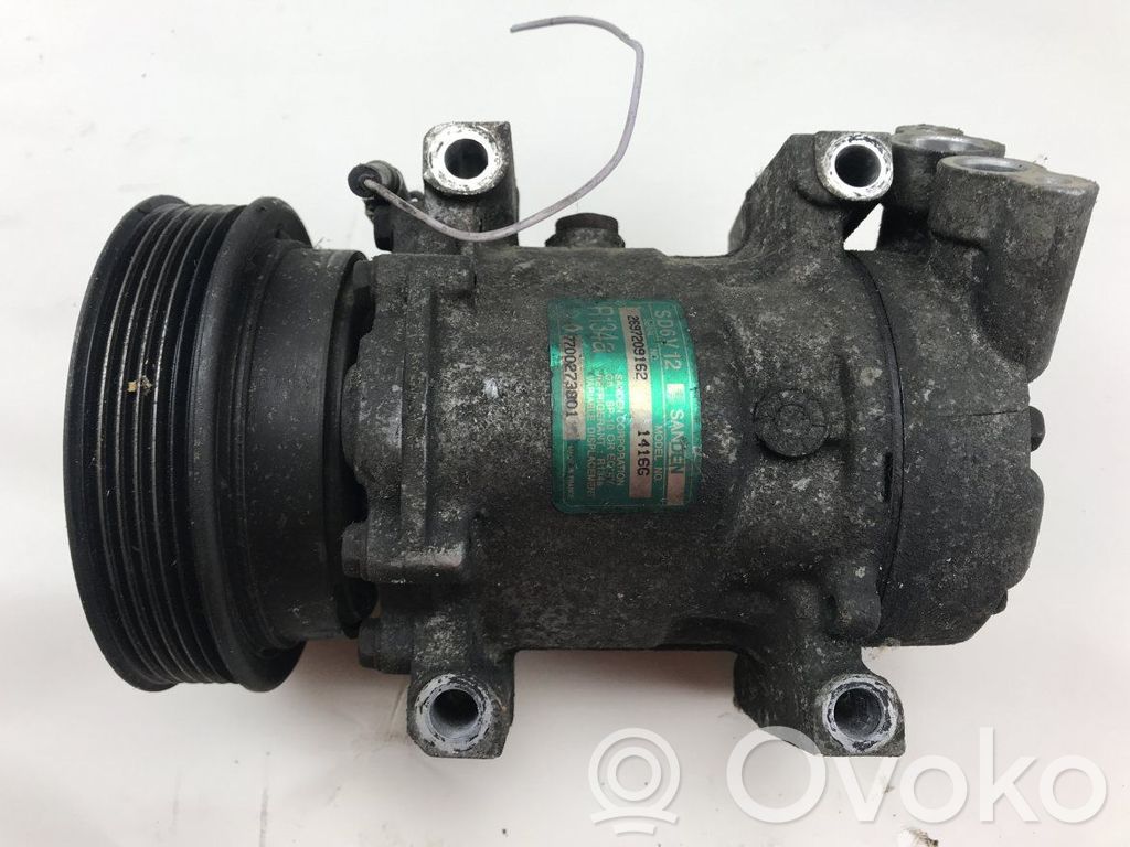 Renault Clio II Air conditioning (A/C) compressor (pump) 