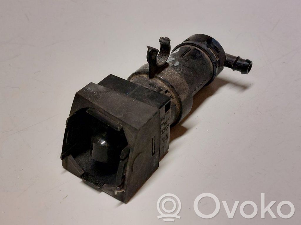 Headlight washer spray nozzle