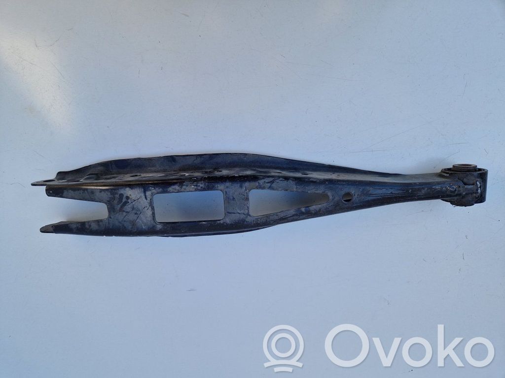 Subaru Legacy Querlenker hinten 