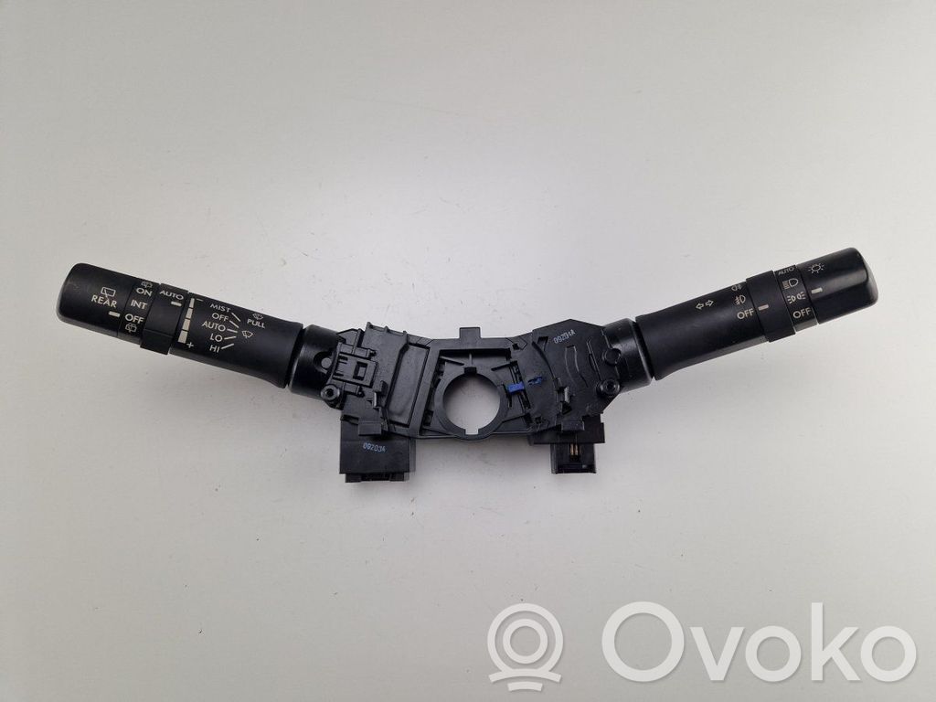 Subaru Legacy Wiper turn signal indicator stalk/switch 
