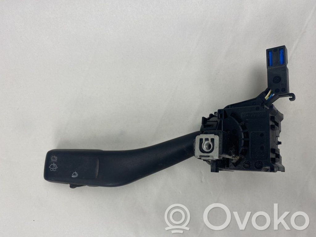 Volkswagen Golf V Interruptor del limpiaparabrisas 