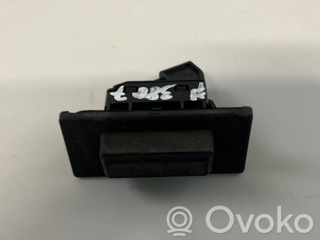 Tailgate sensor   GHK1568D0,GHK1568D0