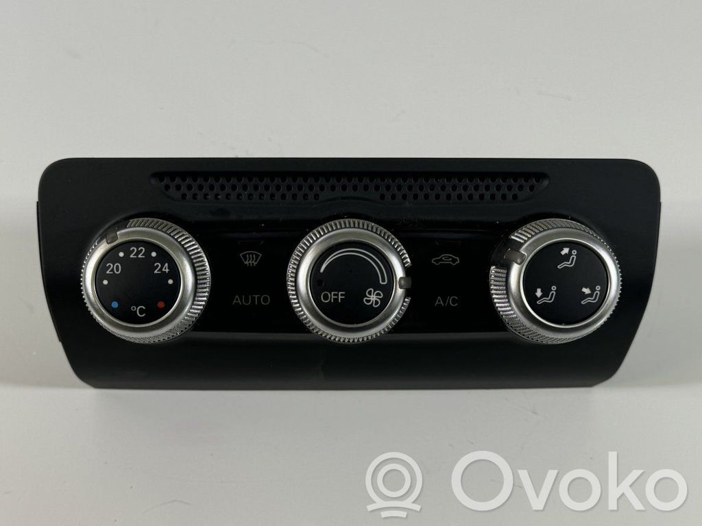 Audi A1 Climate control unit 