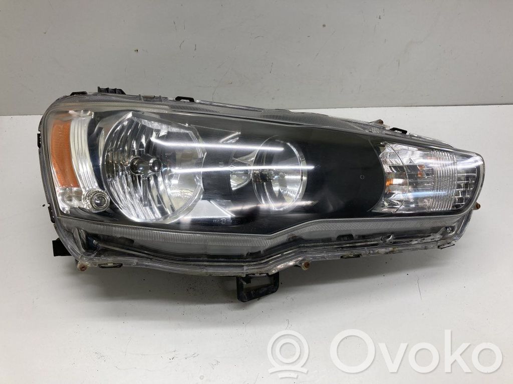 Mitsubishi Lancer X Lampa przednia 
