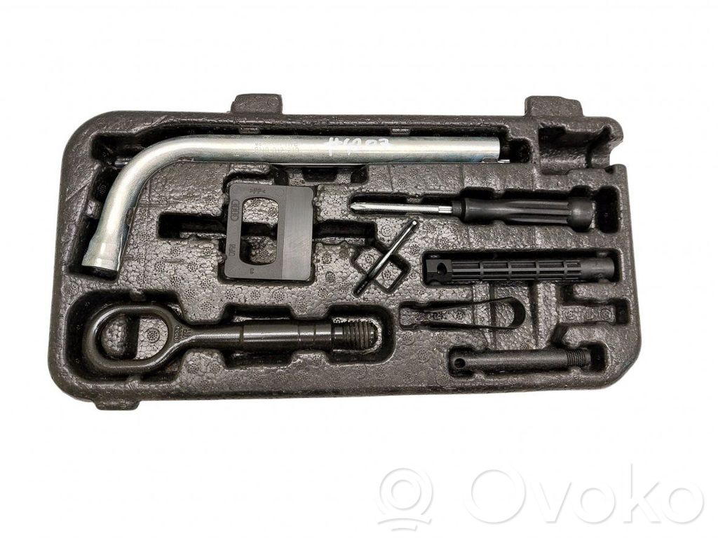 Audi A6 C7 Set di attrezzi 