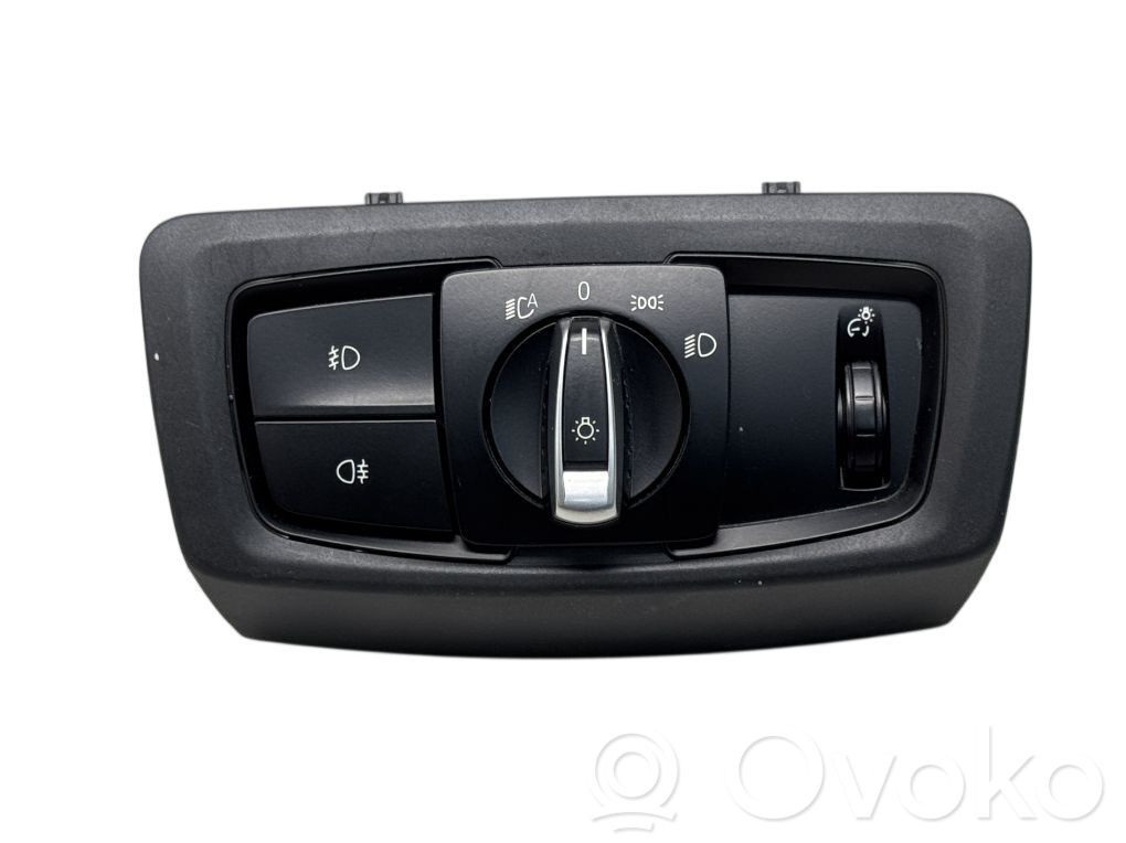 BMW 2 F46 Interruptor de luz 