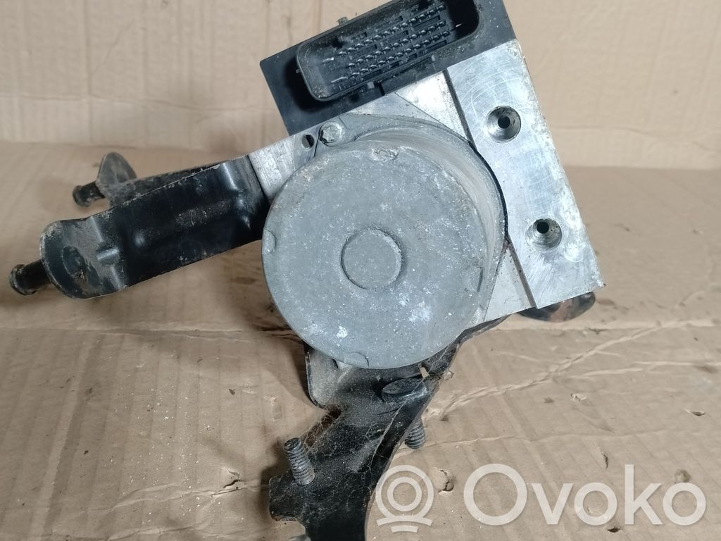 BMW 5 E60 E61 ABS Pump 