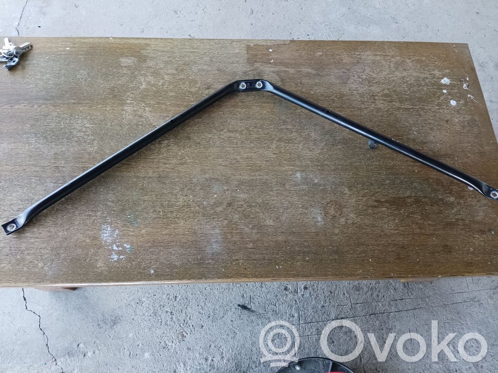 BMW 5 E60 E61 Muu korin osa 