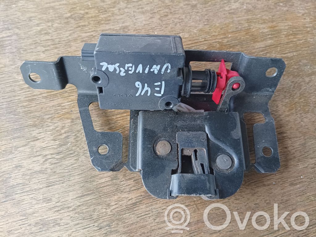 Tailgate/trunk/boot lock/catch/latch   7026192
