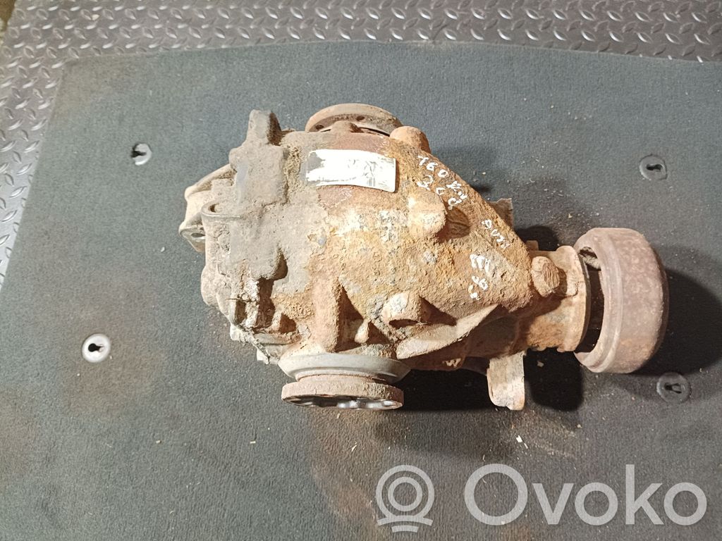 BMW X3 E83 Rear differential 