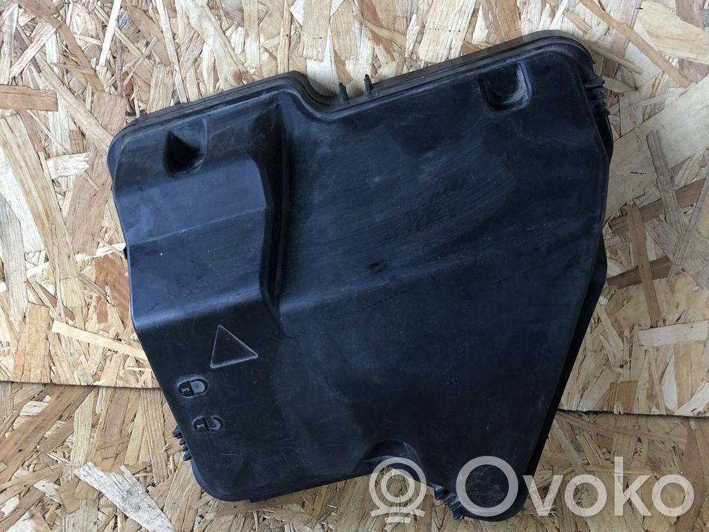 BMW X6 E71 Fuse box cover 