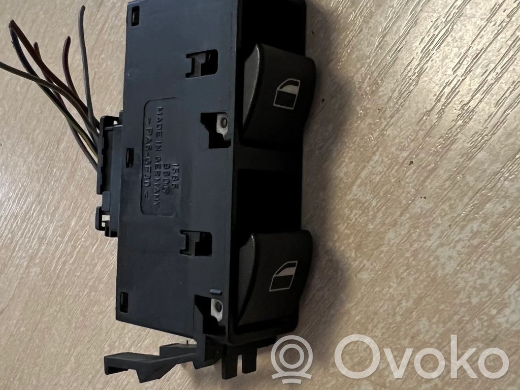 Electric window control switch   6902178