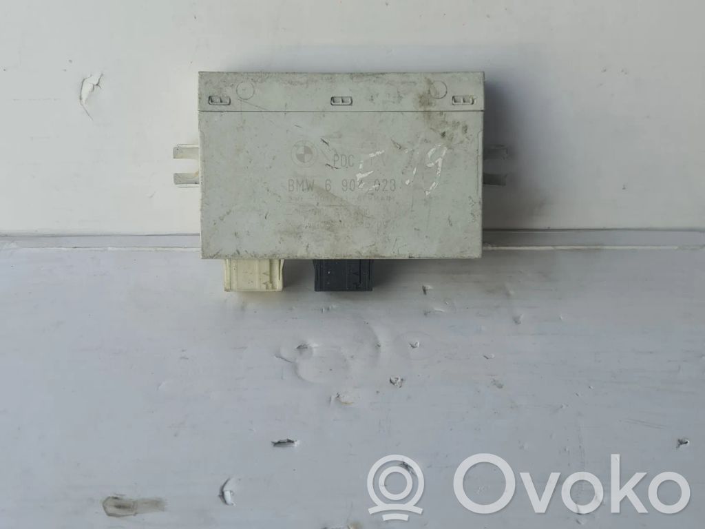BMW 5 E39 Pysäköintitutkan (PCD) ohjainlaite/moduuli 