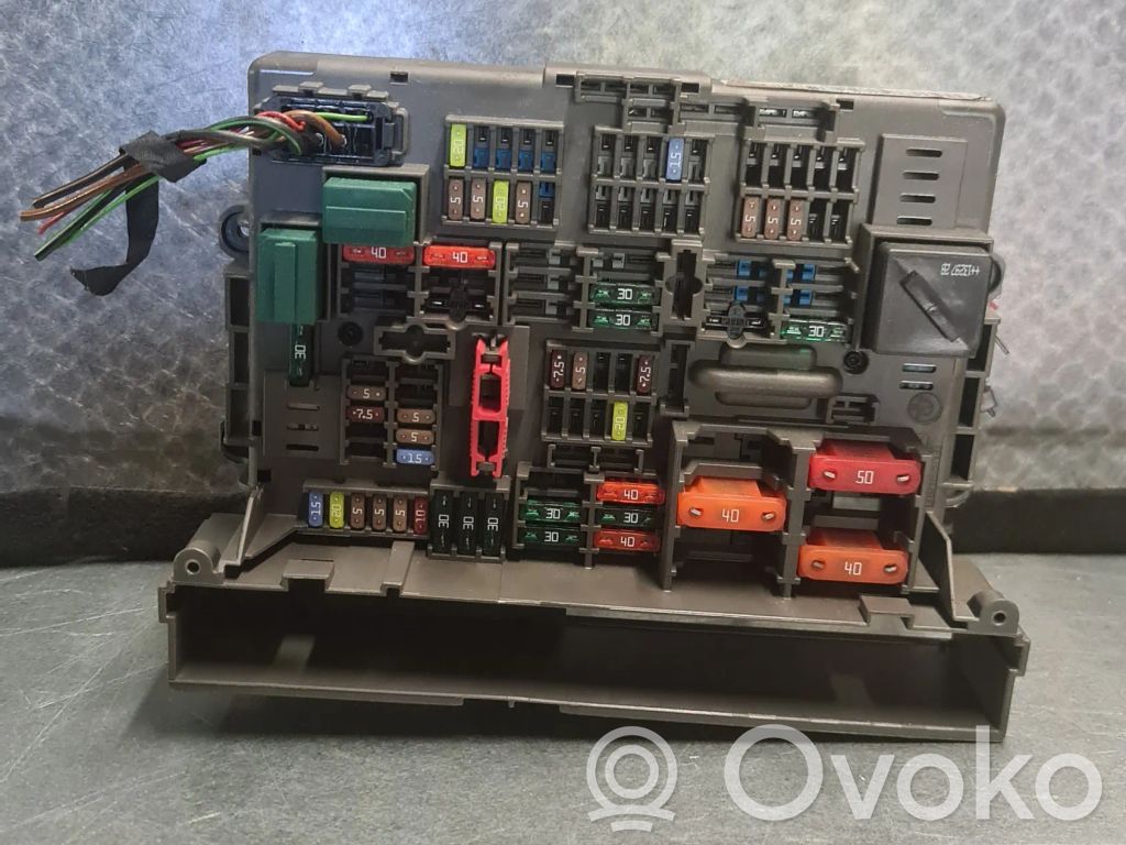 BMW X1 E84 Fuse box set 