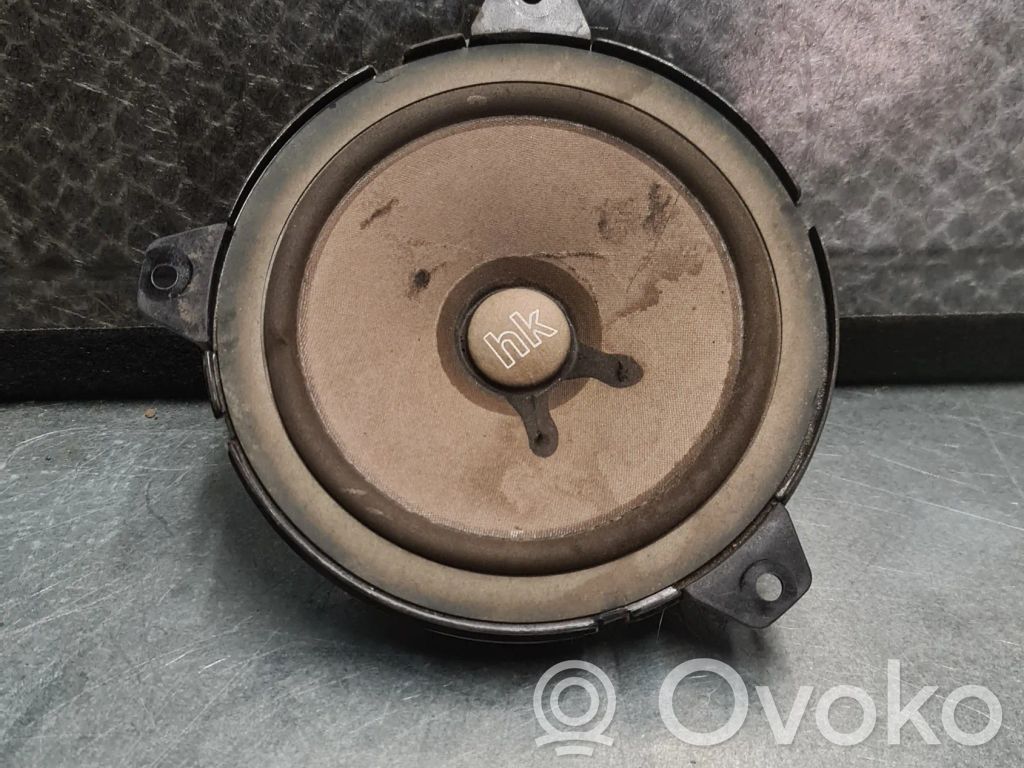 BMW 3 E46 Front door speaker 