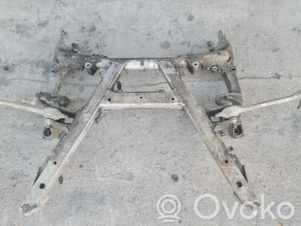 BMW 5 E39 Priekinis traversas 