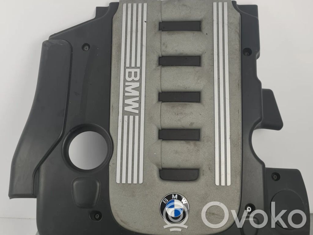 BMW 5 E60 E61 Variklio dangtis (apdaila) 