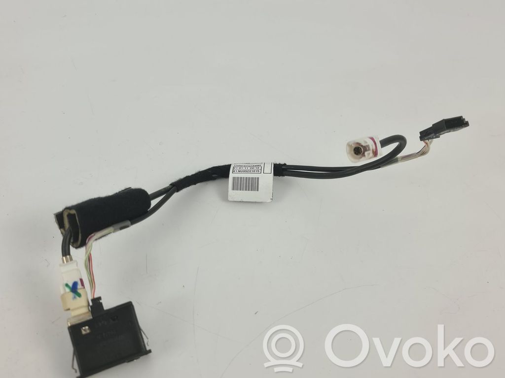 BMW 3 E92 E93 AUX-pistokeliitin 