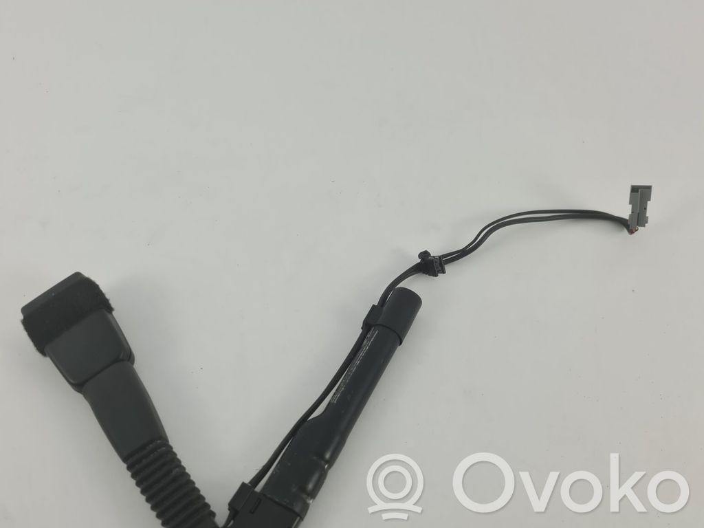 BMW 3 E90 E91 Gurtschloss vorne 