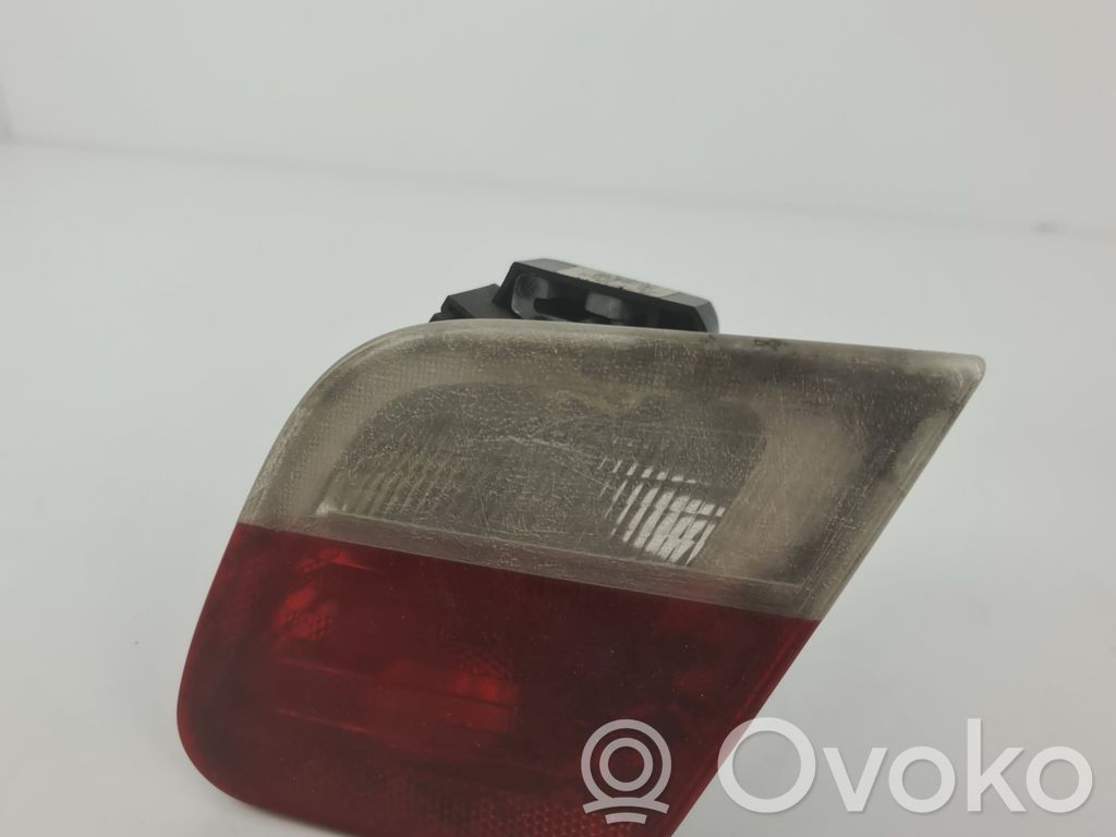 BMW 3 E46 Tailgate rear/tail lights 