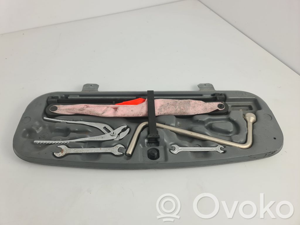 Tool set   1096200