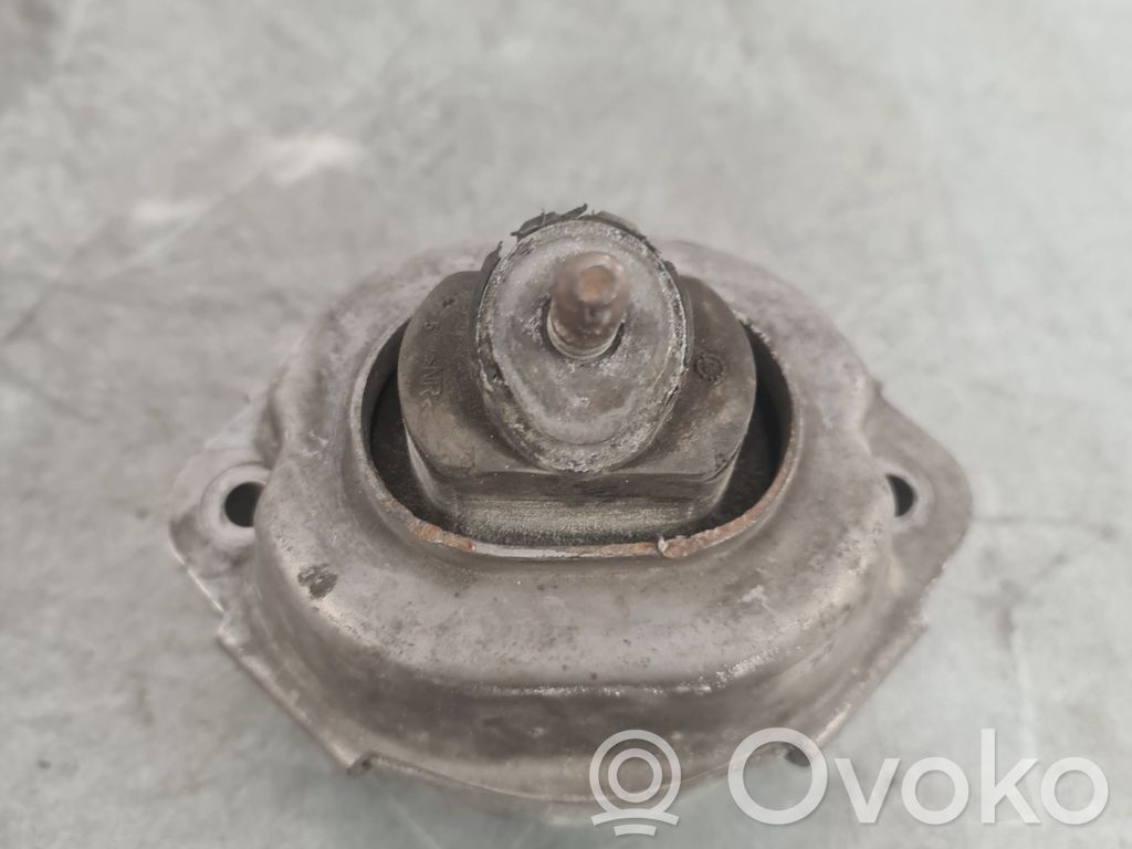 BMW X3 E83 Engine mount bracket 