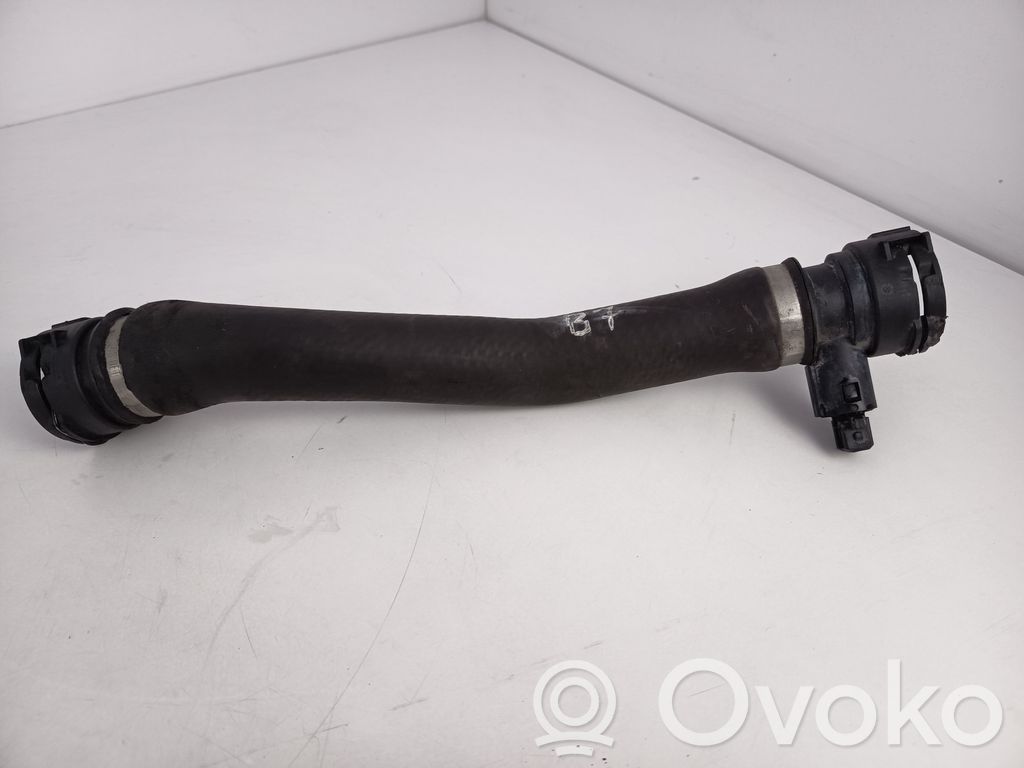 Engine coolant pipe/hose   7516417
