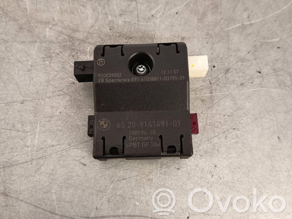 BMW 3 E90 E91 Antenos stiprintuvas 