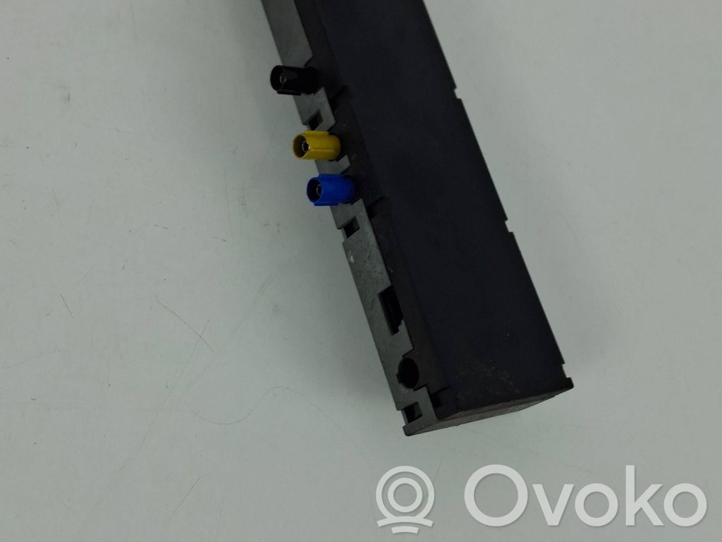 BMW 3 E46 Antenas pastiprinātājs 