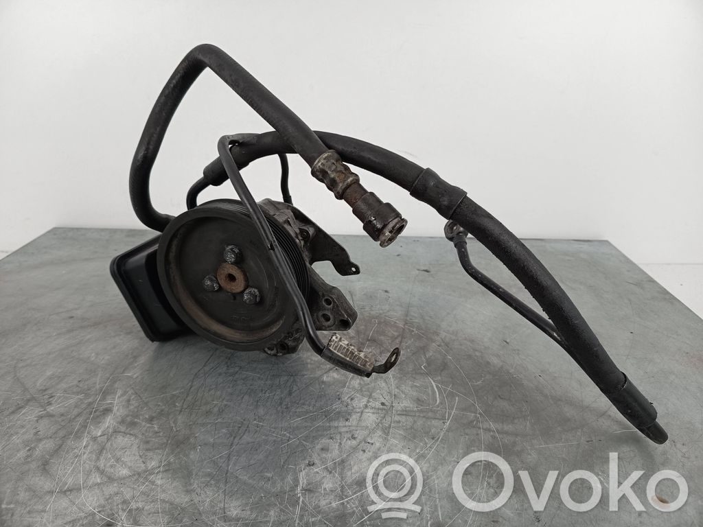Ohjaustehostimen pumppu   7787106,6756575