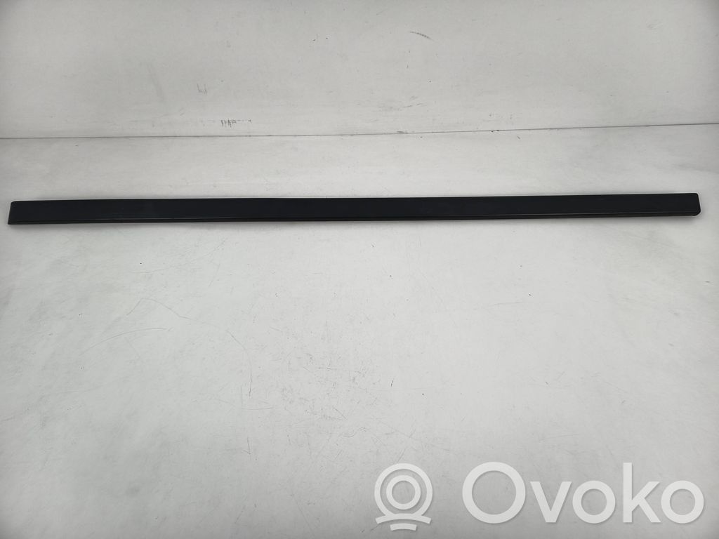 BMW 5 E39 Mască ușă față (turnată) 