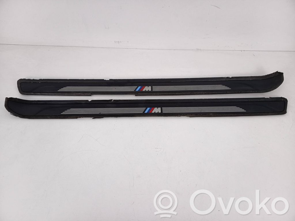 BMW 1 E82 E88 Etuoven kynnyksen suojalista 