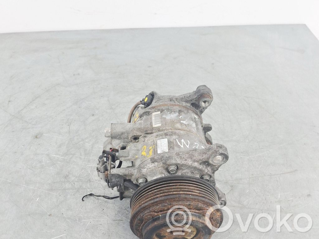 BMW 3 F30 F35 F31 Air conditioning (A/C) compressor (pump) 