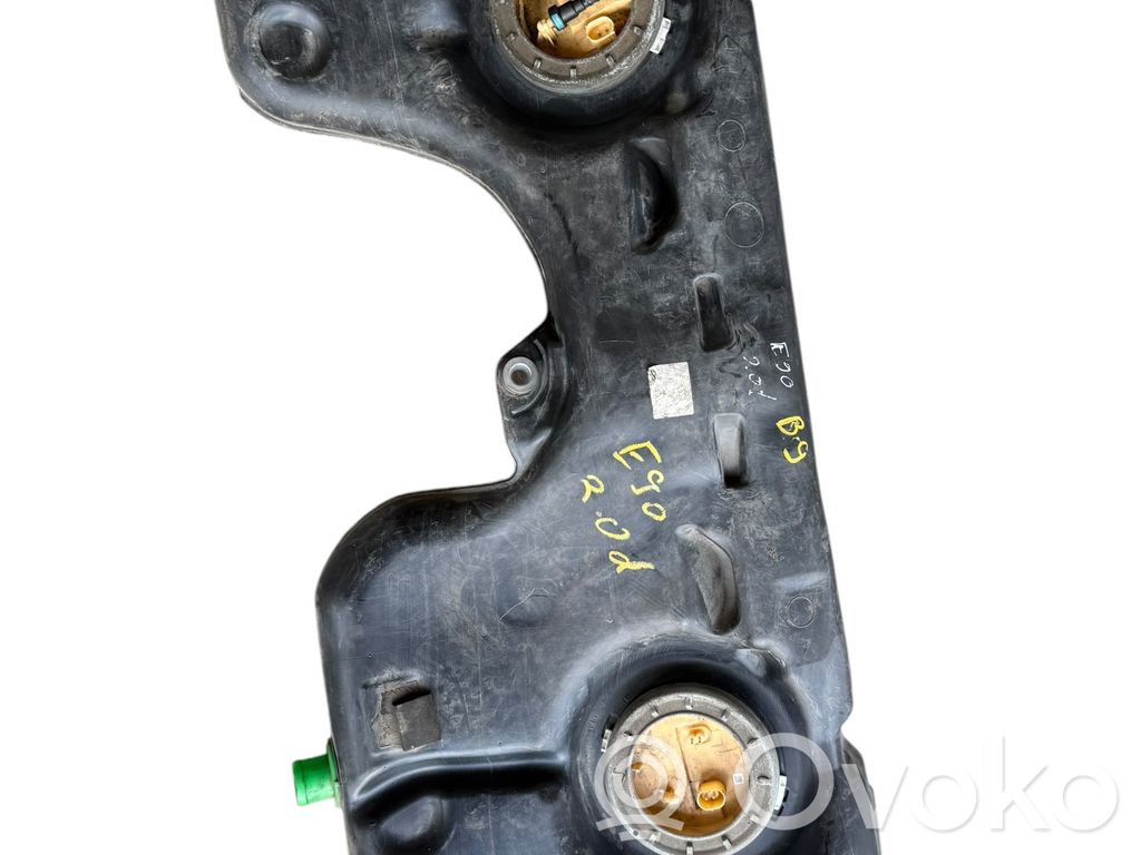 BMW 3 E90 E91 Fuel tank 