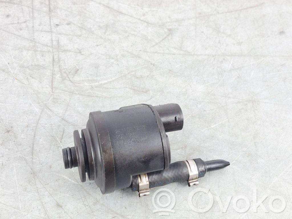 BMW 5 E60 E61 Fuel filter heater 