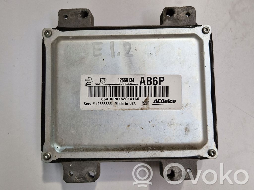 Opel Corsa E Engine control unit/module 