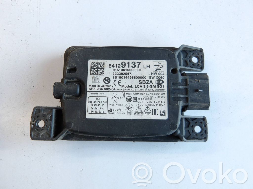 Opel Insignia B Blind spot module 