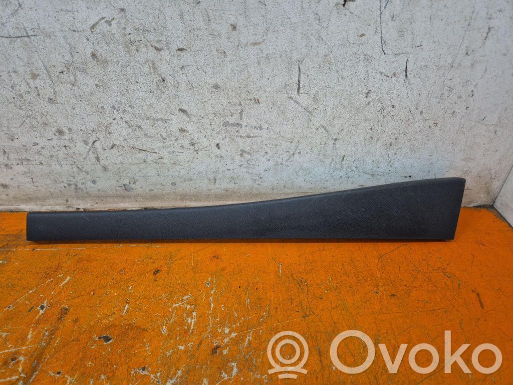 Renault Megane III Panelės apdailos skydas (šoninis) 