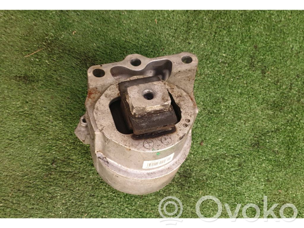 Ford Mondeo MK V Engine mount bracket 
