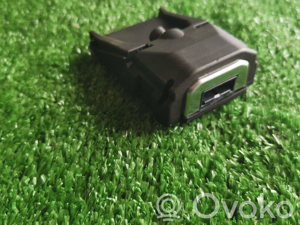KIA Pro Cee'd III Windshield/windscreen camera 