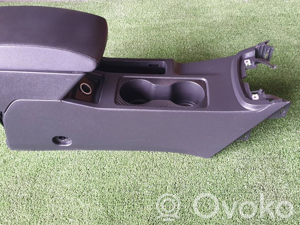 Seat Leon (5F) Armrest 