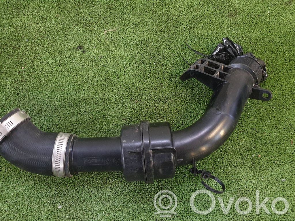 Ford Explorer VI Turbo air intake inlet pipe/hose 
