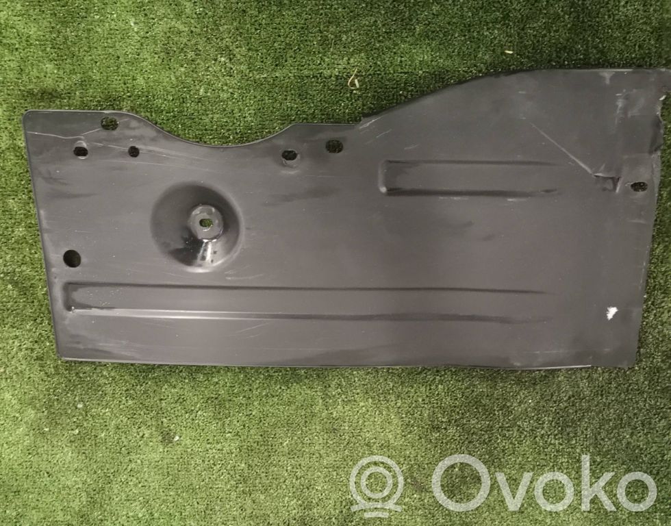 Opel Corsa E Engine splash shield/under tray 