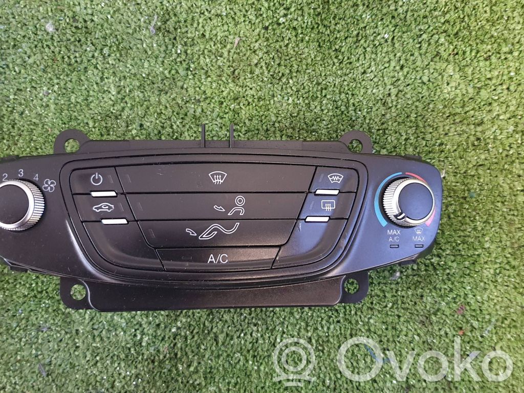 Climate control unit   AV1719980