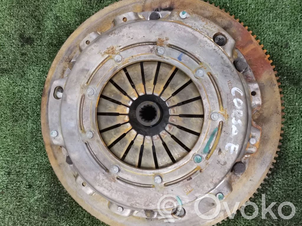 Opel Corsa E Sankabos komplektas 