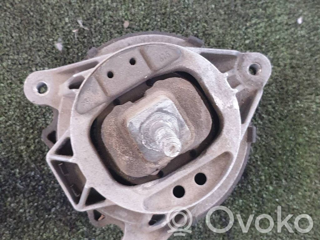 BMW 4 F32 F33 Engine mount bracket 